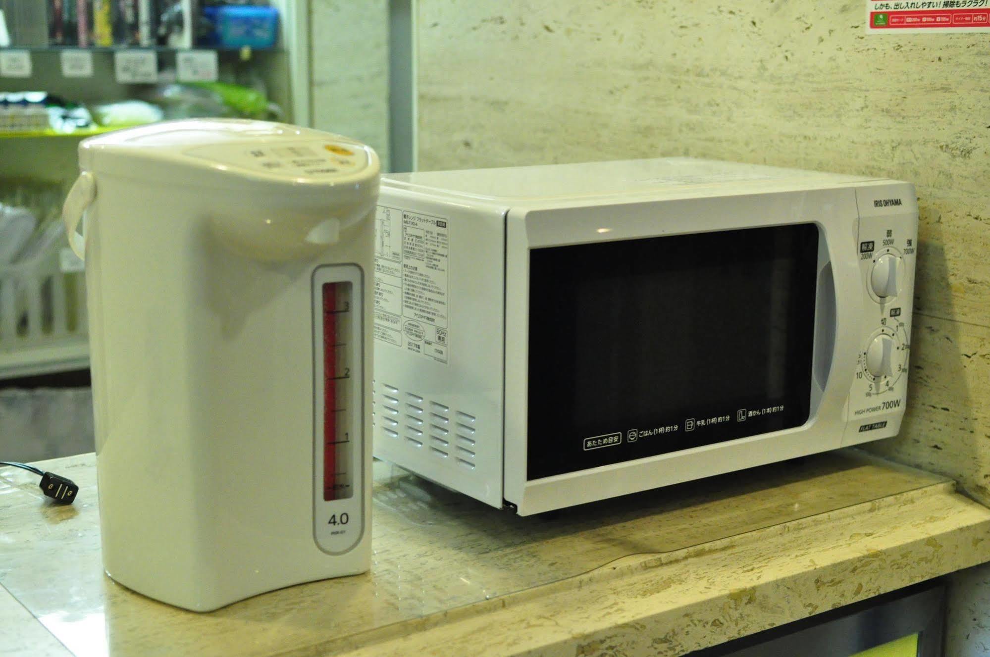 Capsule Hotel Asahi Plaza Shinsaibashi Osaka Buitenkant foto